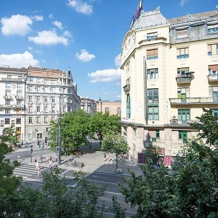 Appartement Bpr The Golden Astoria With Balcony And A/C à Budapest Extérieur photo