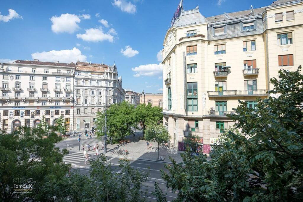 Appartement Bpr The Golden Astoria With Balcony And A/C à Budapest Extérieur photo
